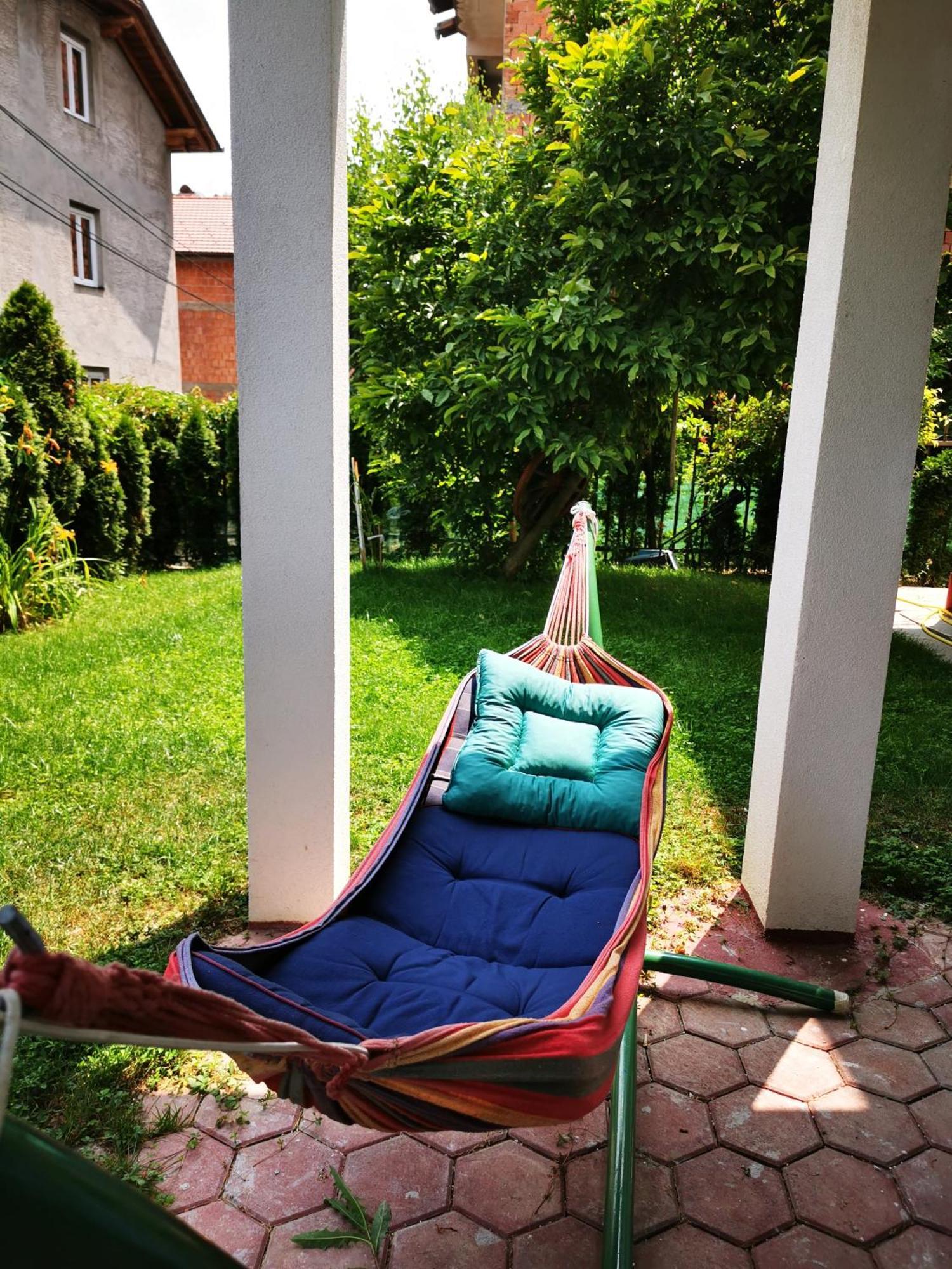Rest & Recharge 4Bdr Apt- Free Parking, Ac & Garden SJJ Eksteriør billede